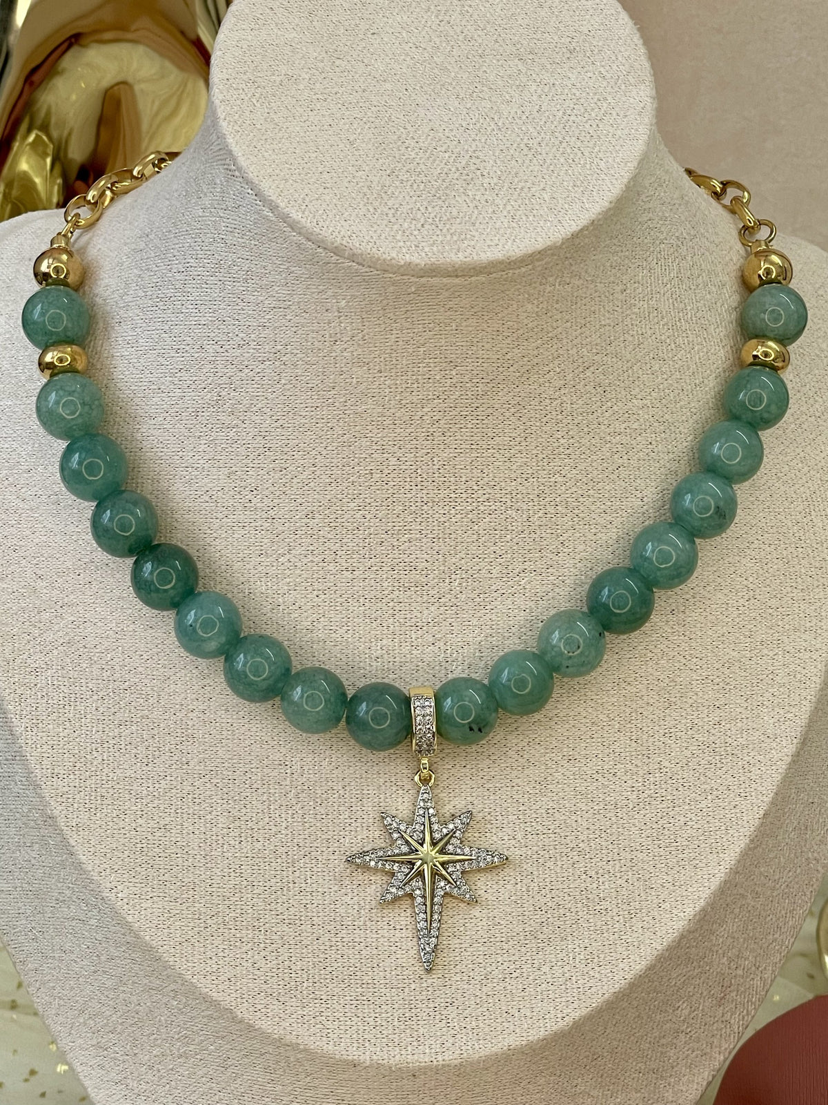 Collar Jade 8 mm
