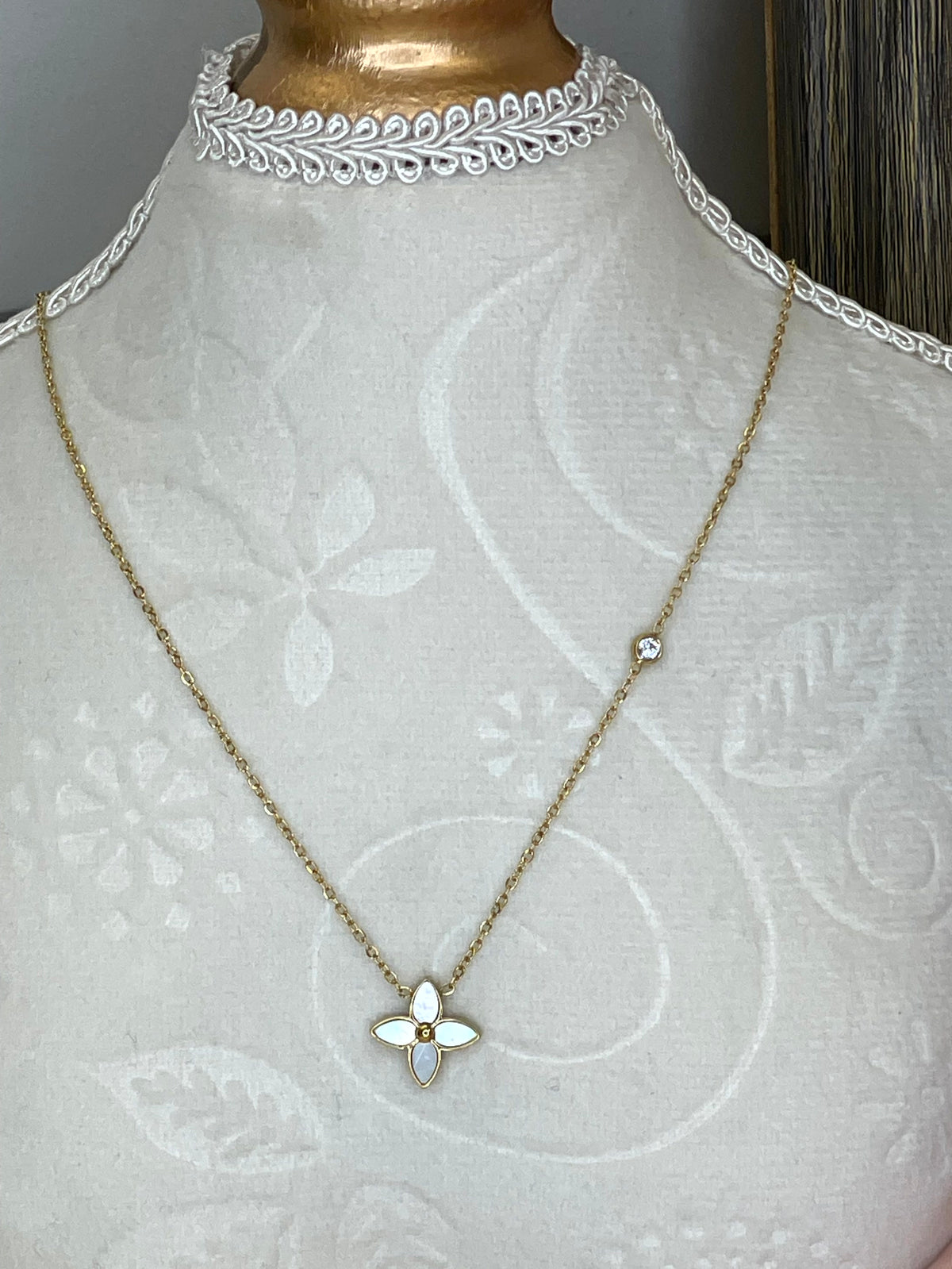 Collar Eterna Flor