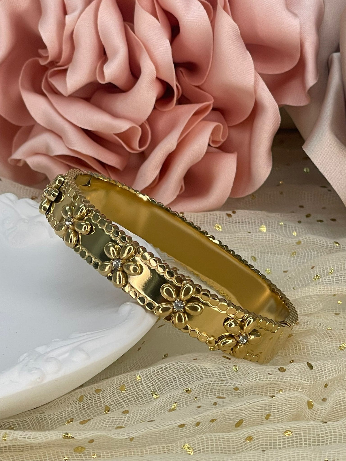 Brazalete "Edén Floral"