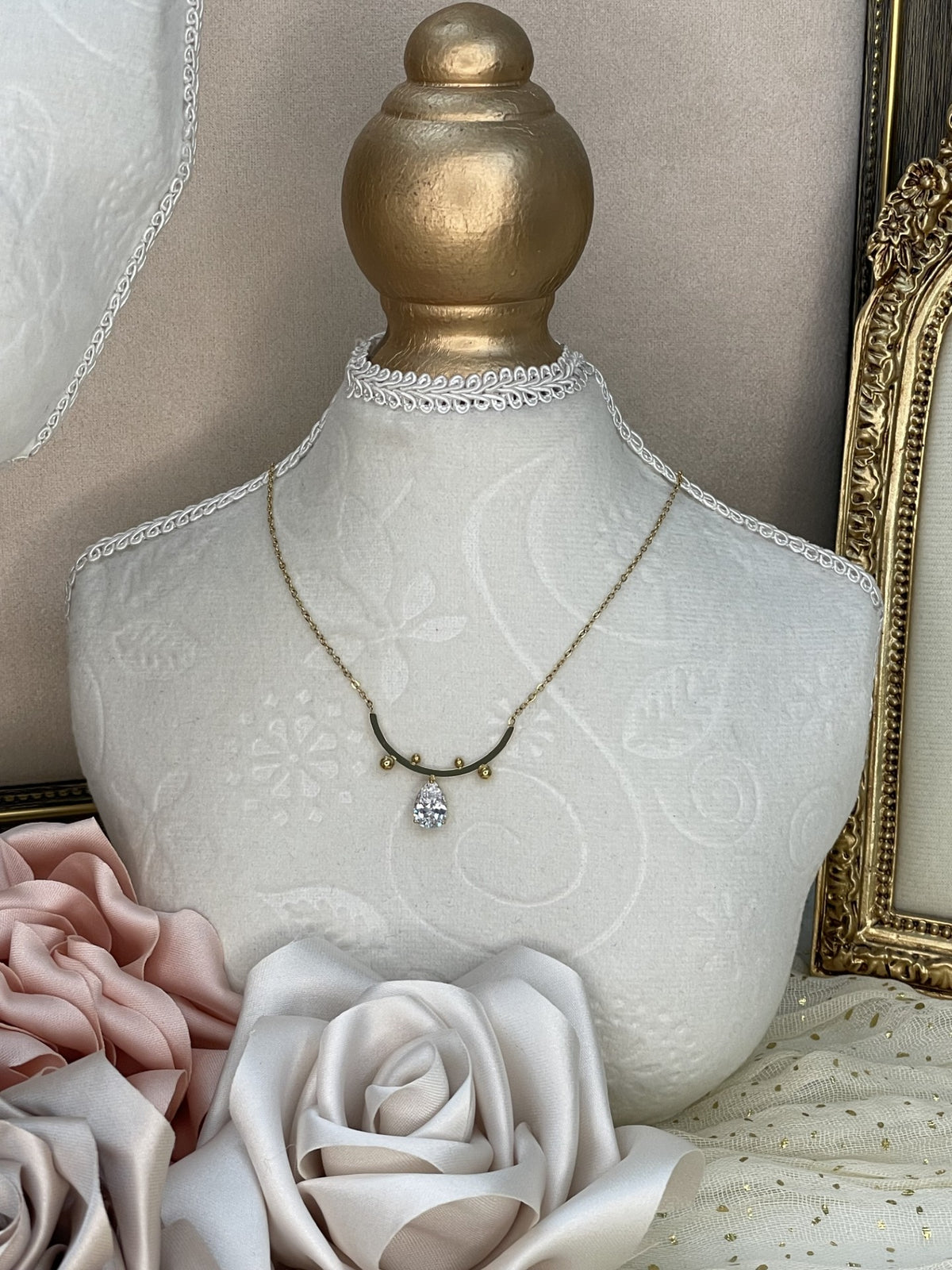 Collar Gota de Circonita
