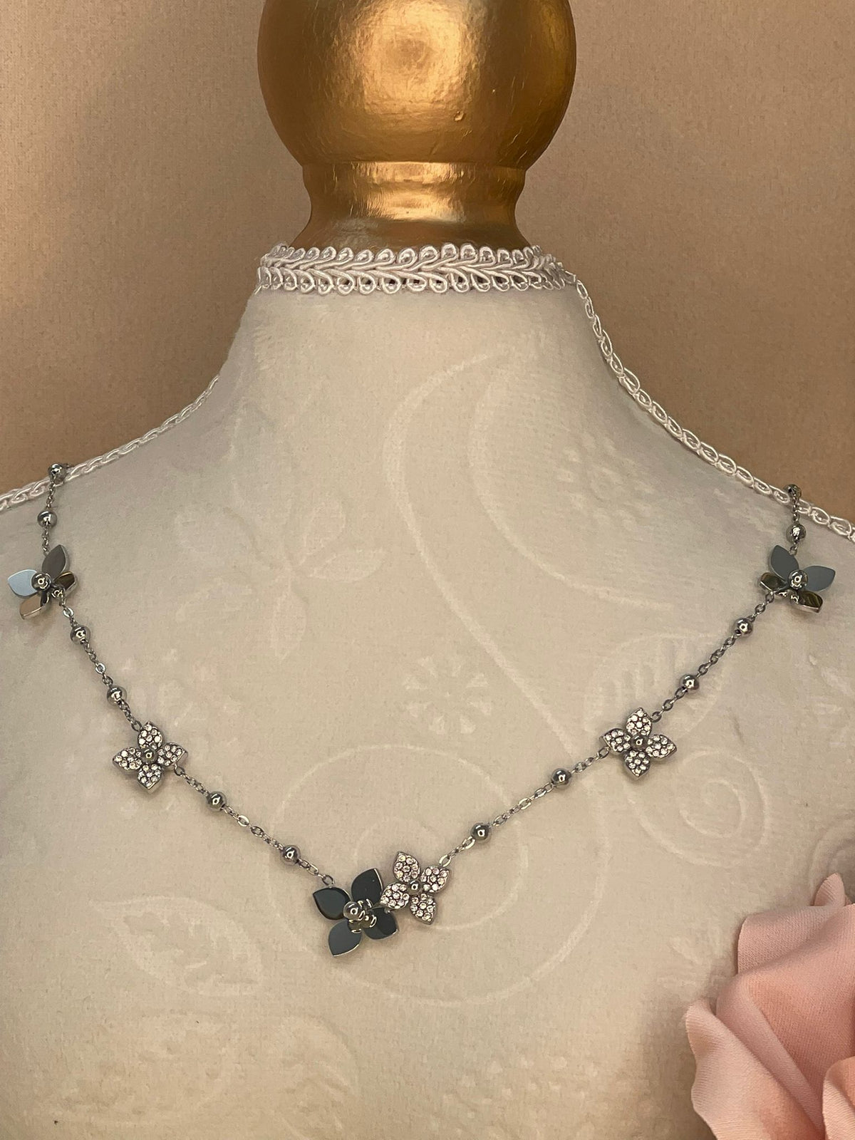 Collar Harmony Floral