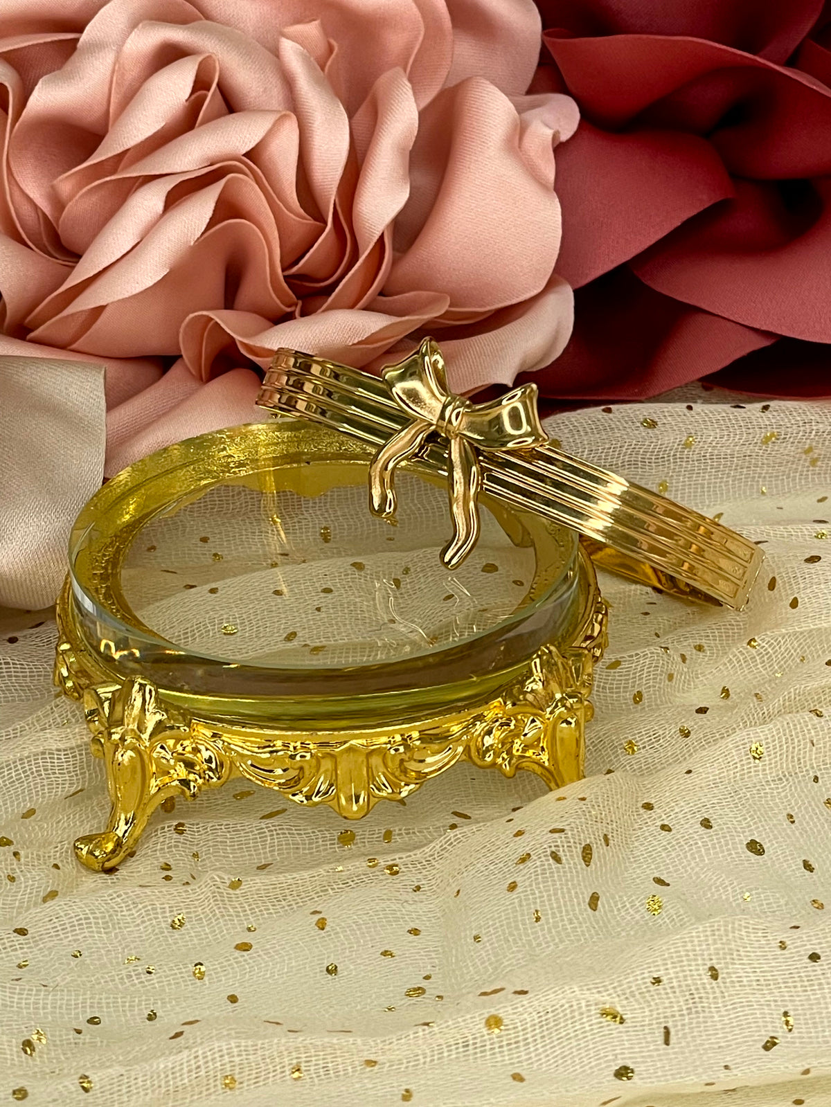 Brazalete Rígido "Lazo Dorado"