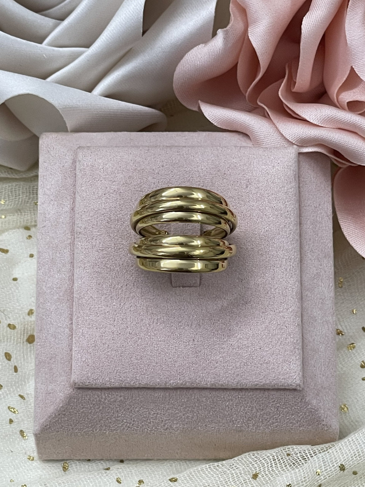 Anillo Dorado Multibanda Ondulado