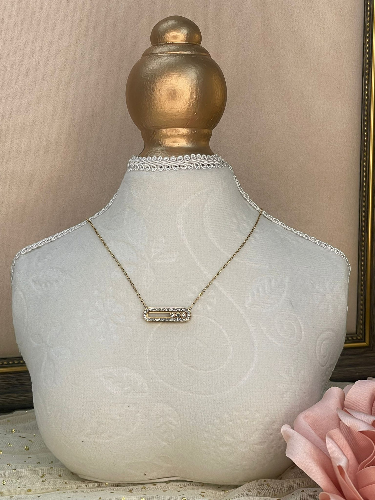 Collar con colgante Oval de Cristales