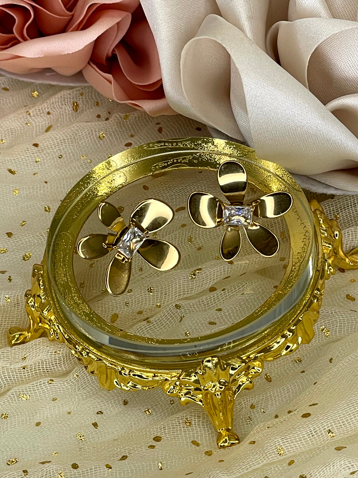 Pendientes Magnolia con Circonita Central