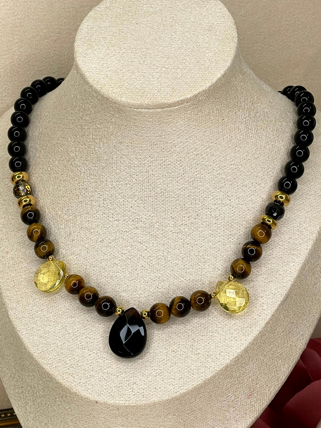 Collar Aura de Tigre