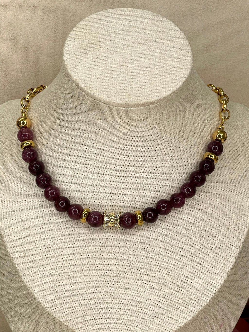 Collar Gala Borgoña